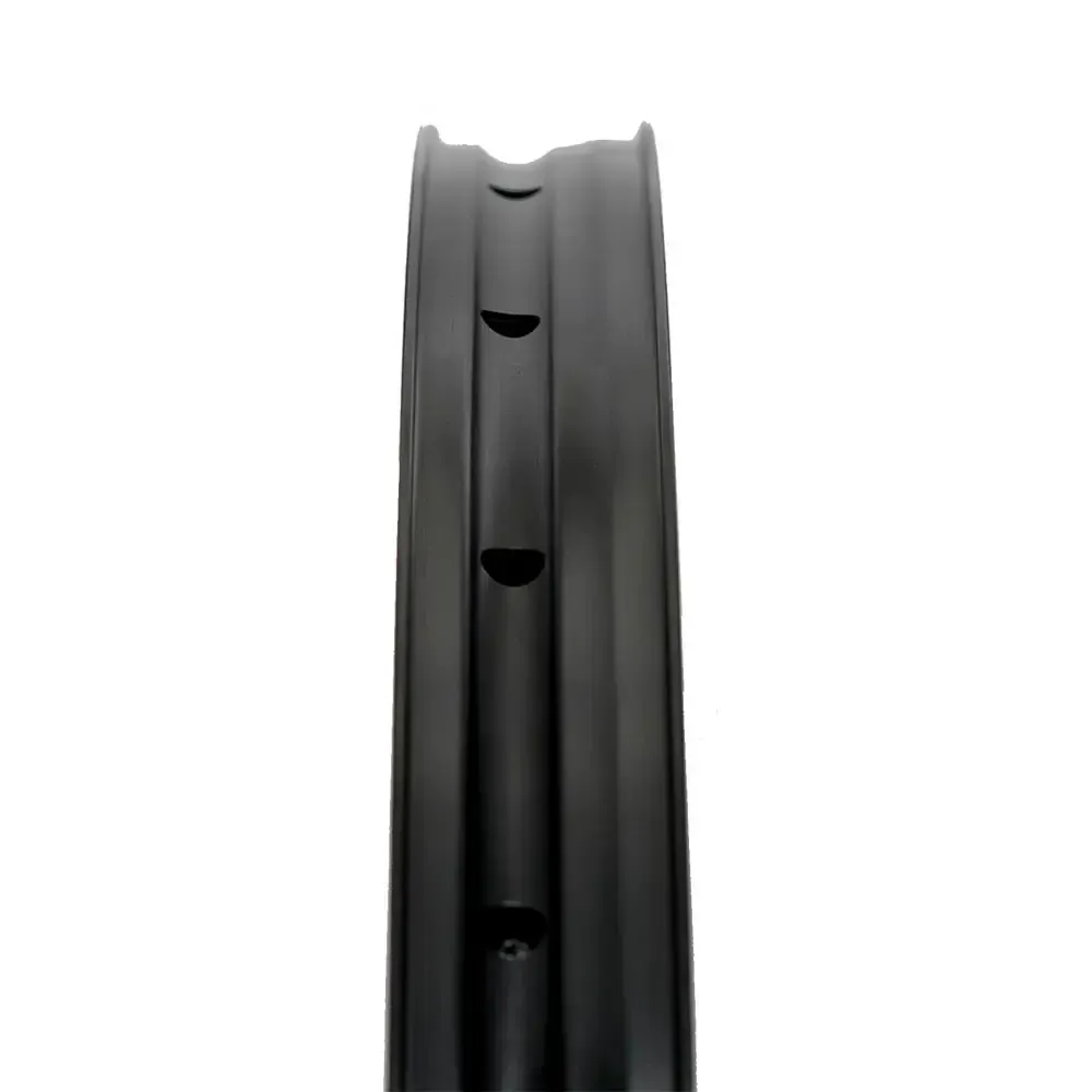 RUEDA FLOW MK4 STAN'S M-PULSE 32H (2).webp