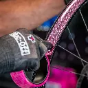 Muc-Off-Cinta-corbata-Rin-Acción-1.webp