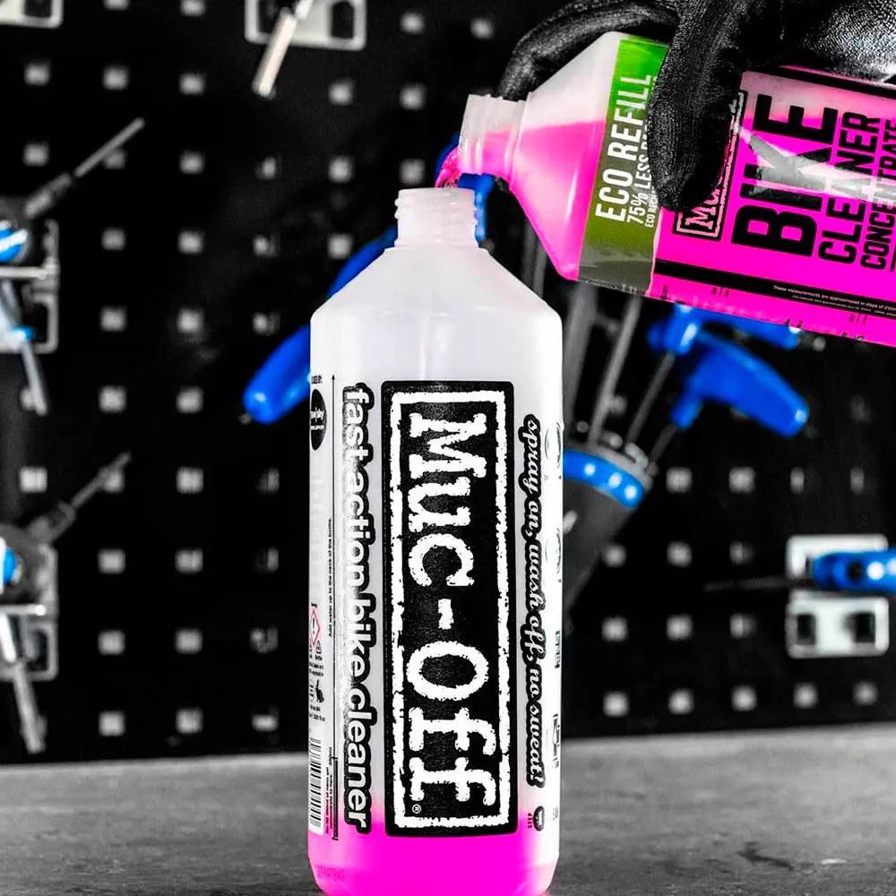 Muc-Off-Limpiador-de-bicicleta-concentrado-1L-3.webp